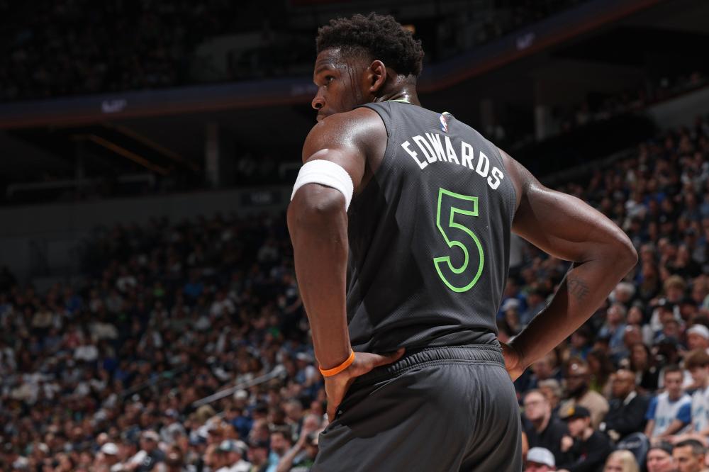 库里用成熟 库里用成熟