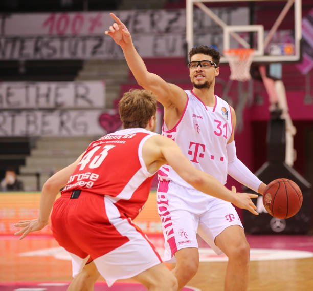 与这篇文章 与这篇文章