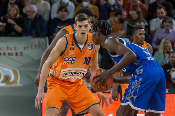 仅帮助球队 仅帮助球队