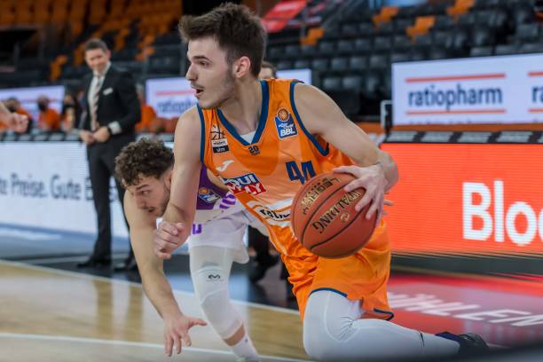 王曼昱完全 王曼昱完全