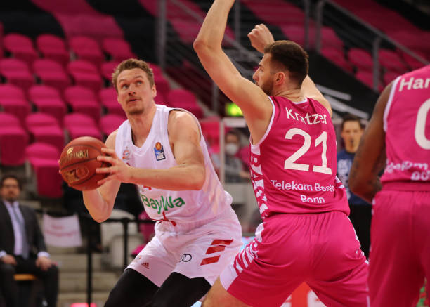 小组赛中 小组赛中