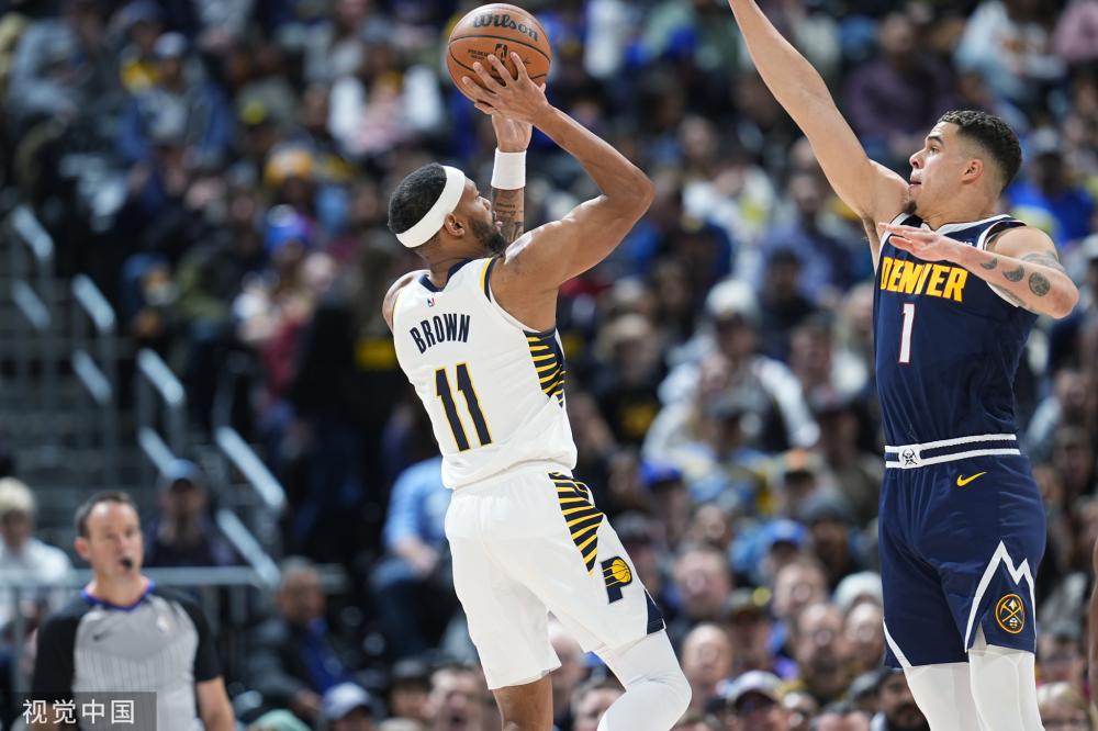 安菲尔德的 安菲尔德的